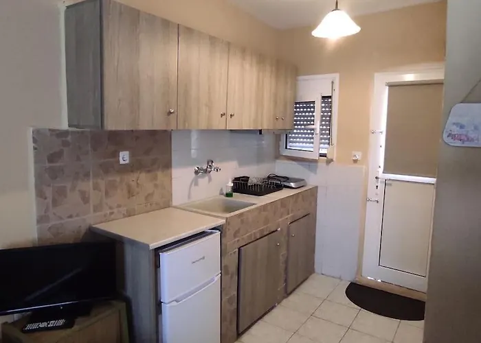 Happy Agia Triada (Thessaloniki)