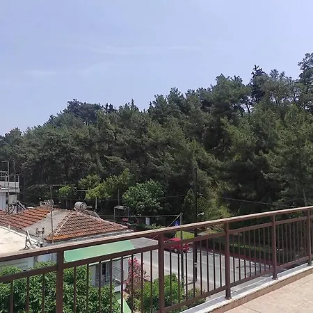 Happy Apartment Agia Triada (Thessaloniki)